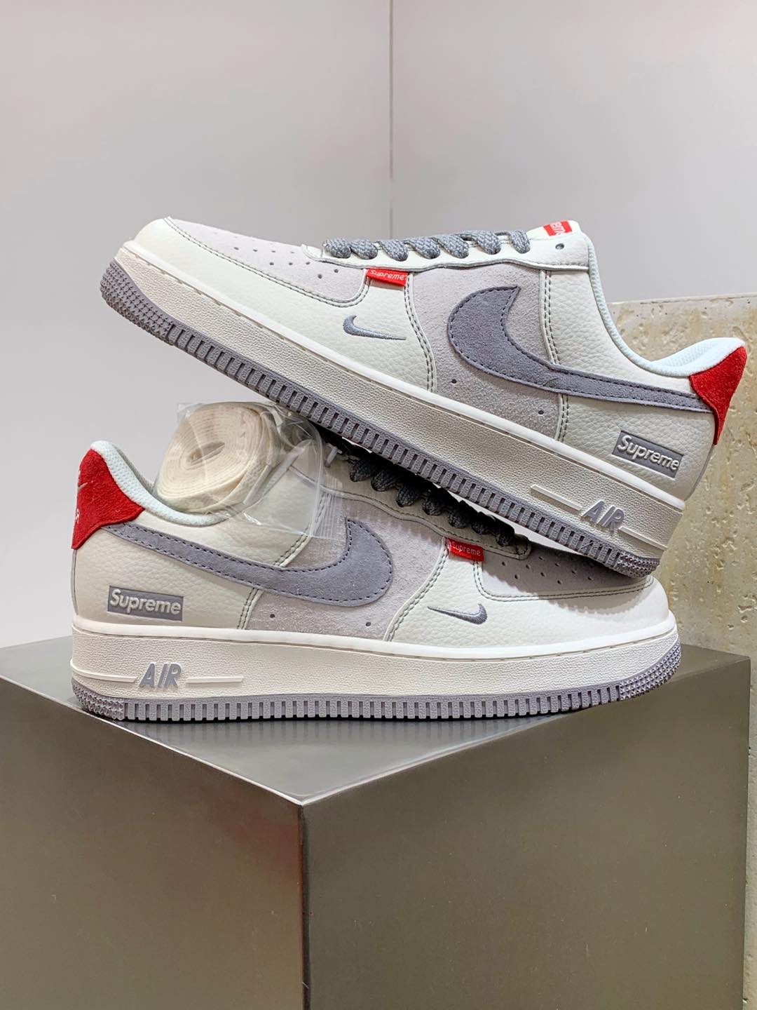 Supreme Male Board Shoes M-l-s