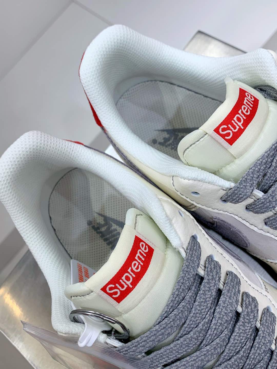 Supreme Male Board Shoes M-l-s