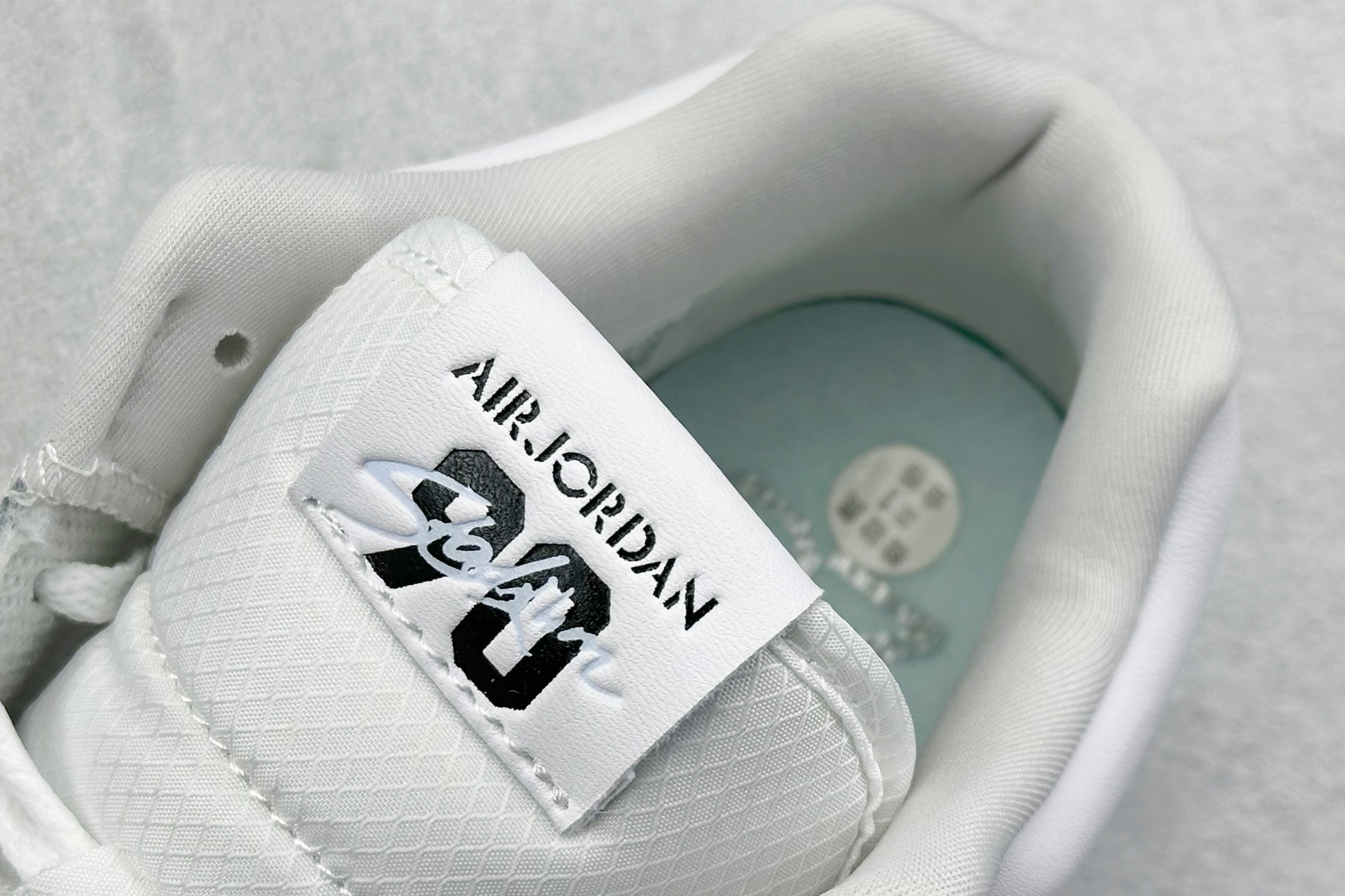 Adidas Jordan Nike Basic Shoes M-s