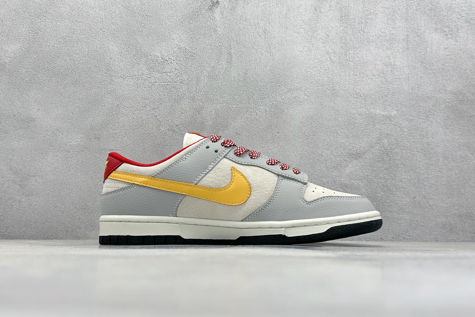 Nike The North Face Basic Shoes L-s