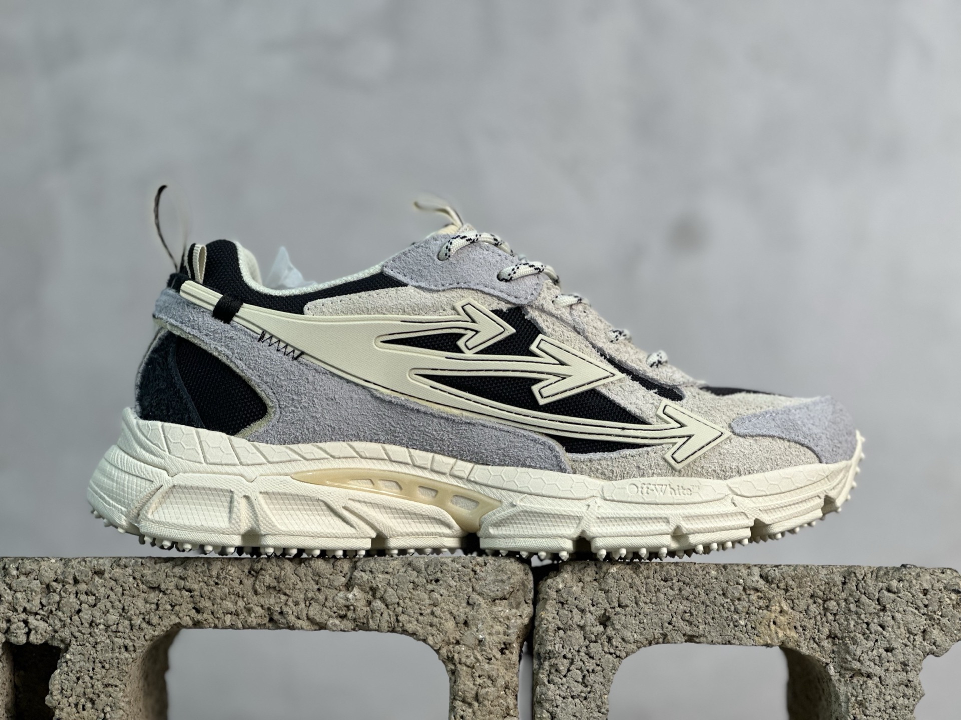 Running Shoes Breathable L
