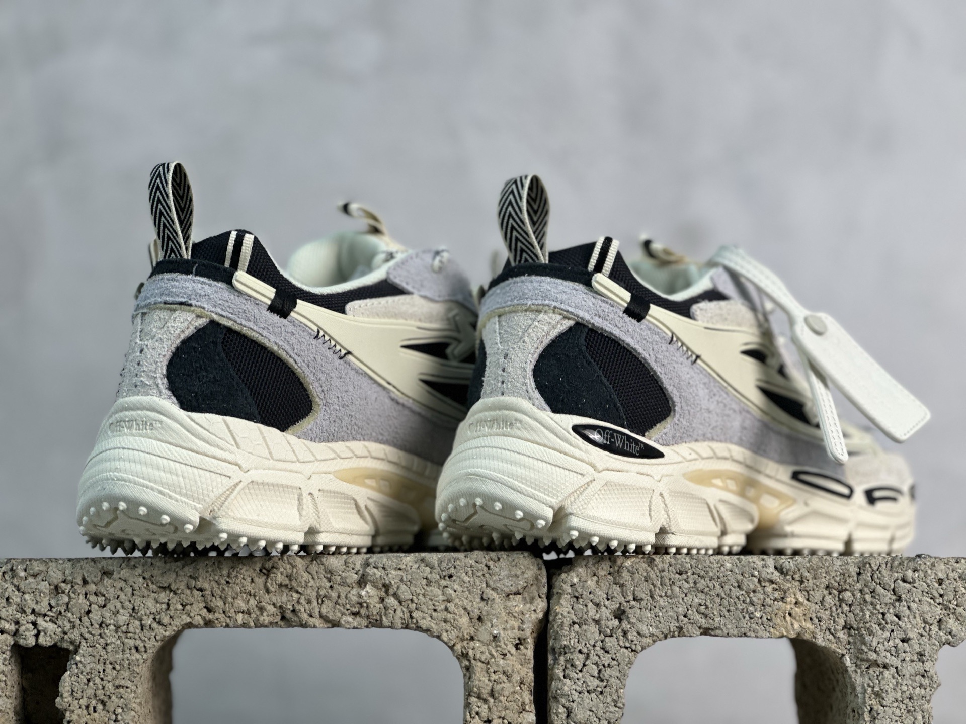 Running Shoes Breathable L