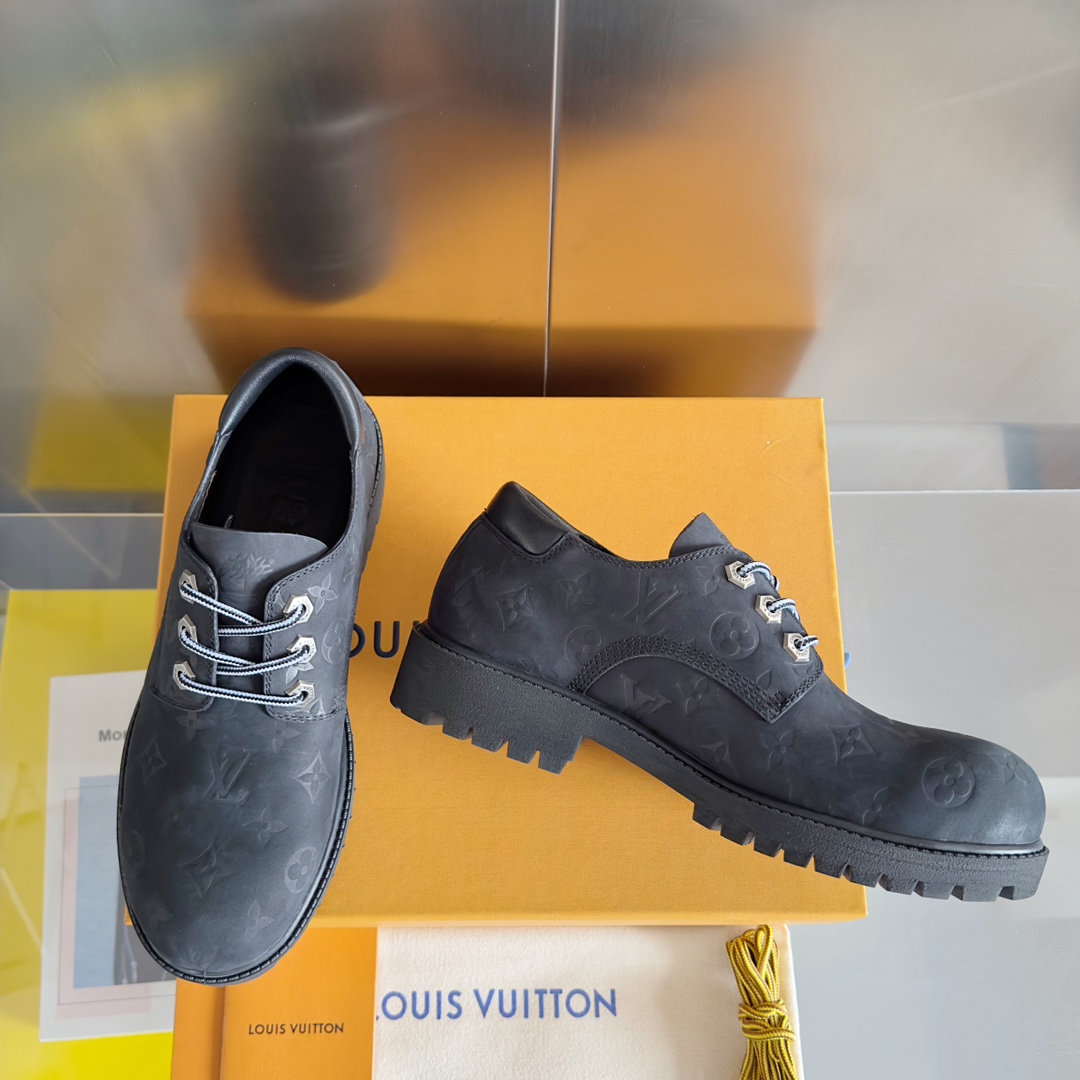 Louis Vuitton Timberland Male Boots Cow Leather Waterproof M-l-s