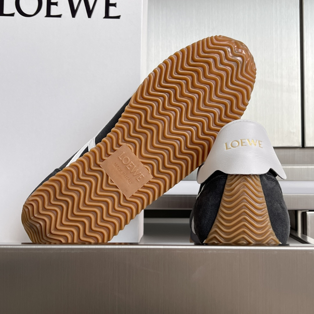 Loewe Male Sneakers M-l-s