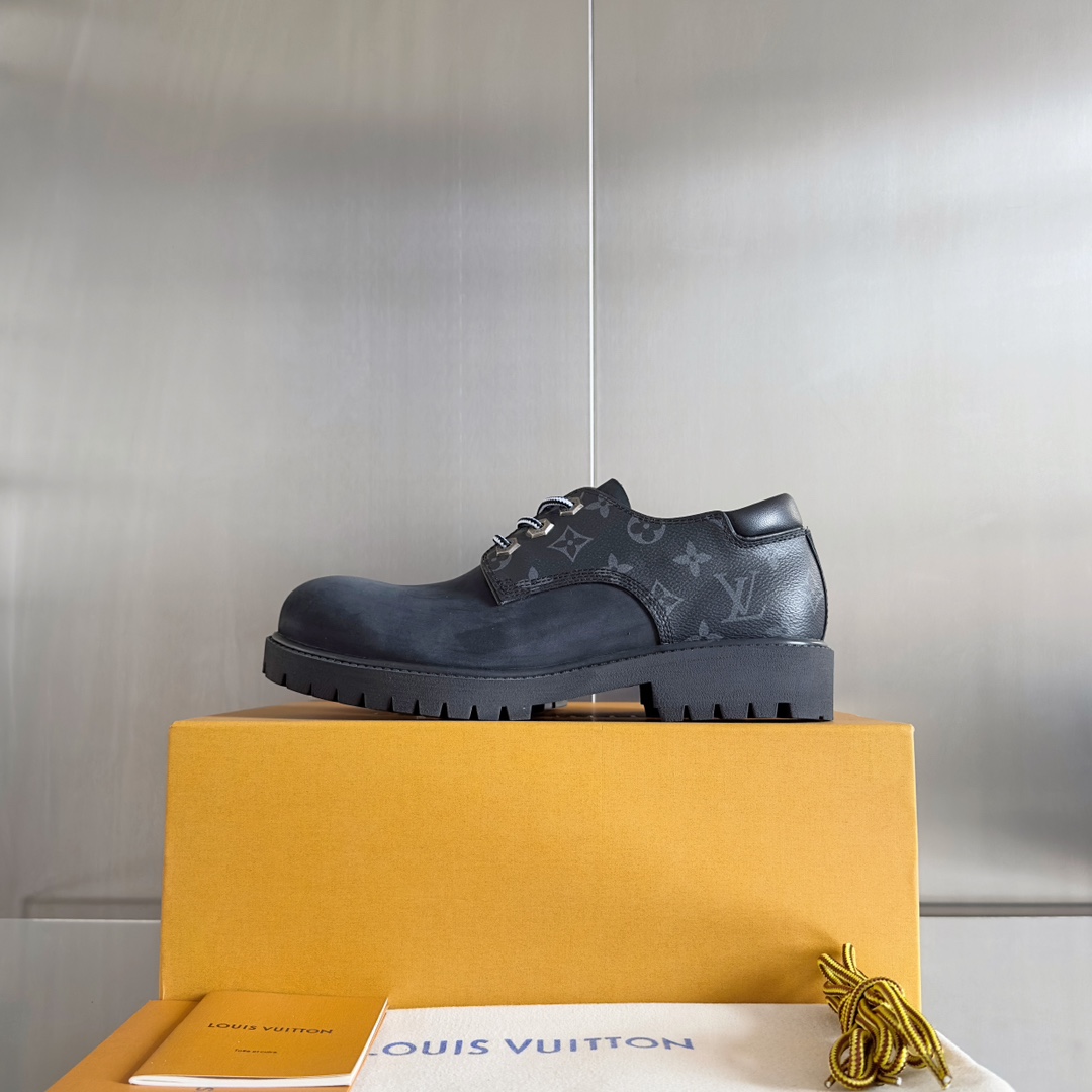 Louis Vuitton Timberland Male Boots Cow Leather Waterproof M-l-s