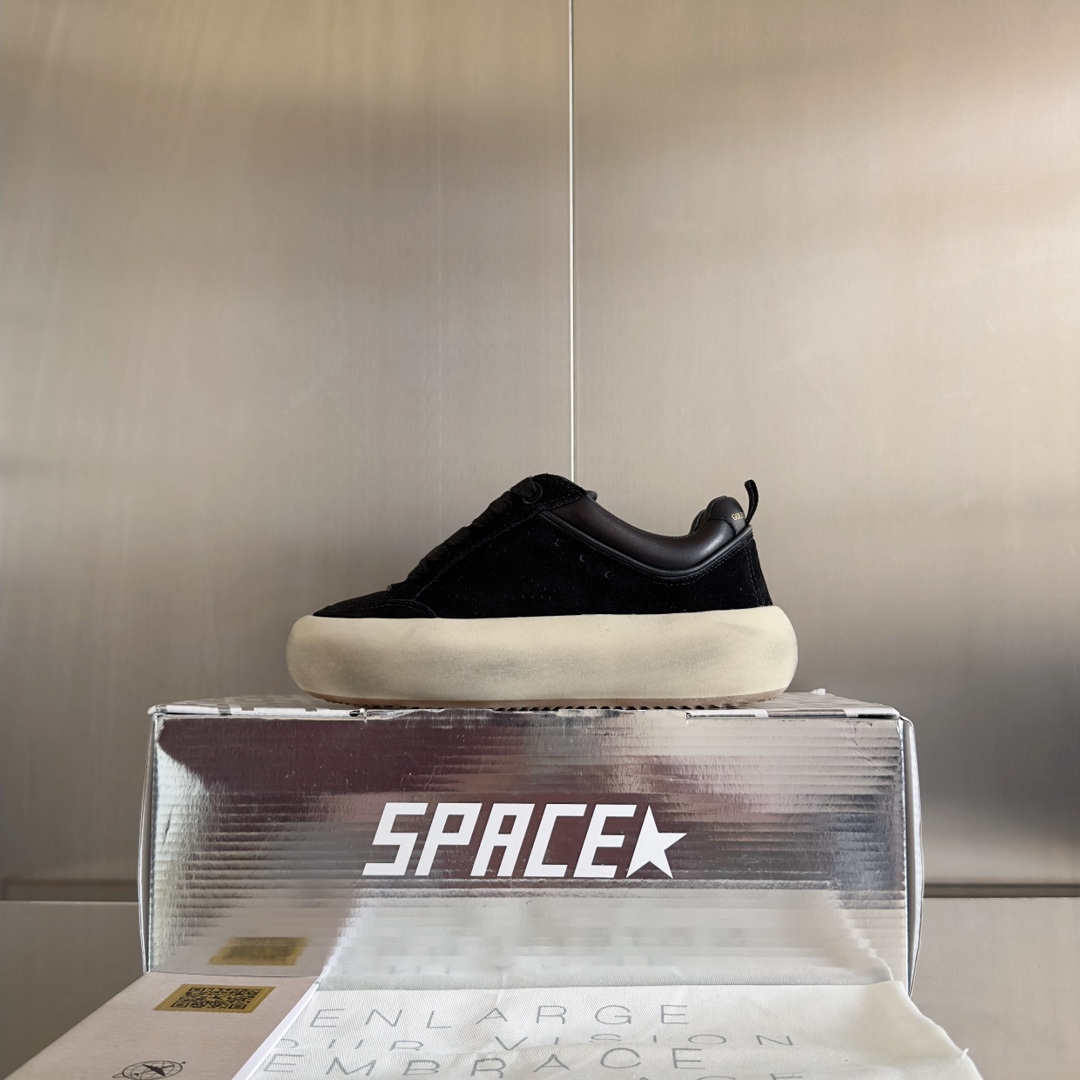 Golden Goose Male Board Shoes Black Breathable M-s