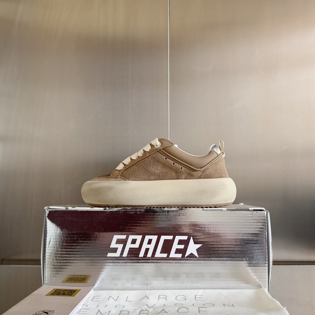 Golden Goose Male Board Shoes Black Breathable M-s