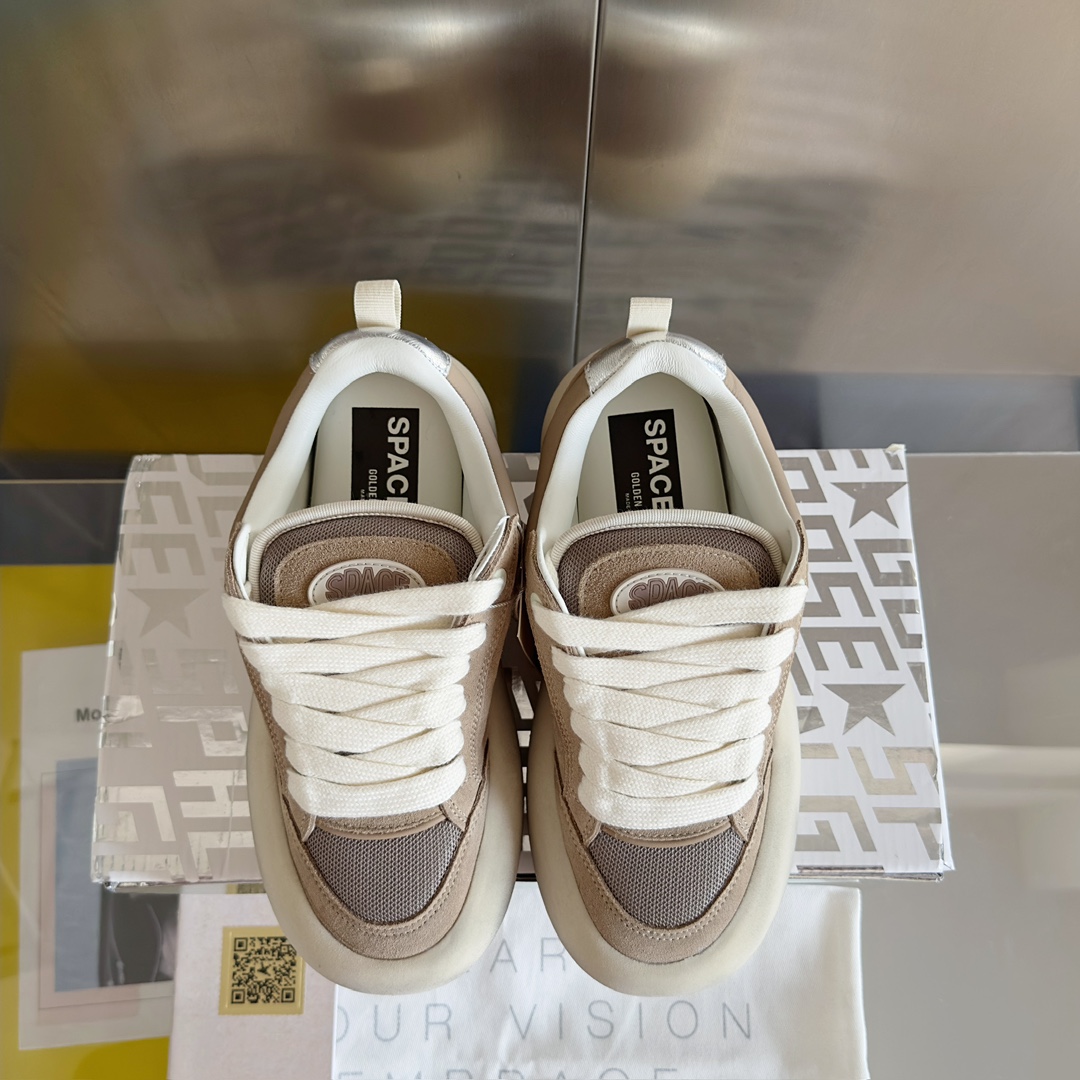 Golden Goose Male Board Shoes Black Breathable M-s