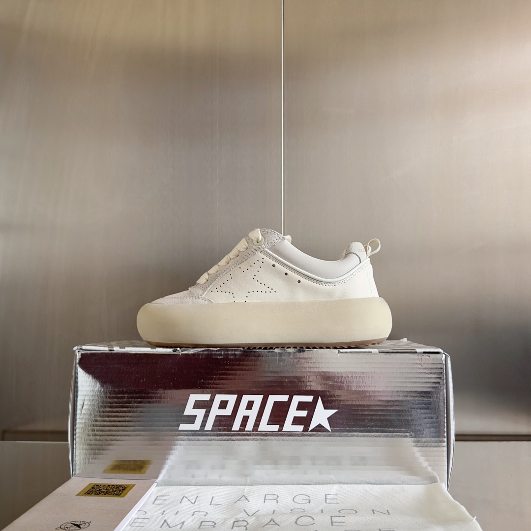 Golden Goose Male Board Shoes Black Breathable M-s