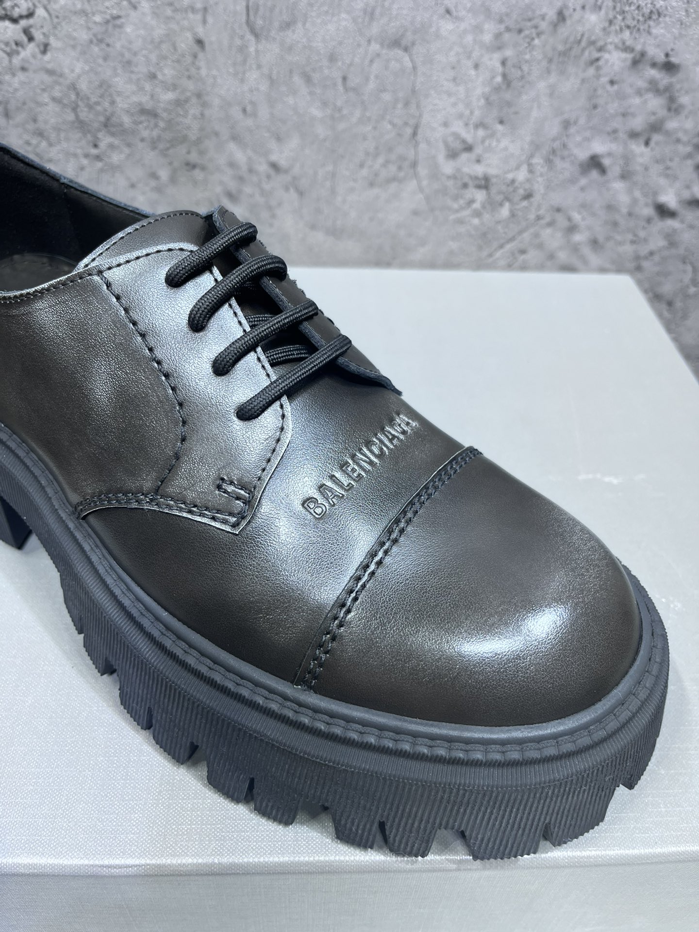 Balenciaga Leather Shoes Cow Leather M-l