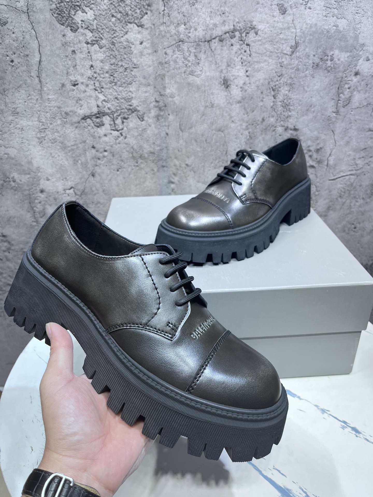 Balenciaga Leather Shoes Cow Leather M-l