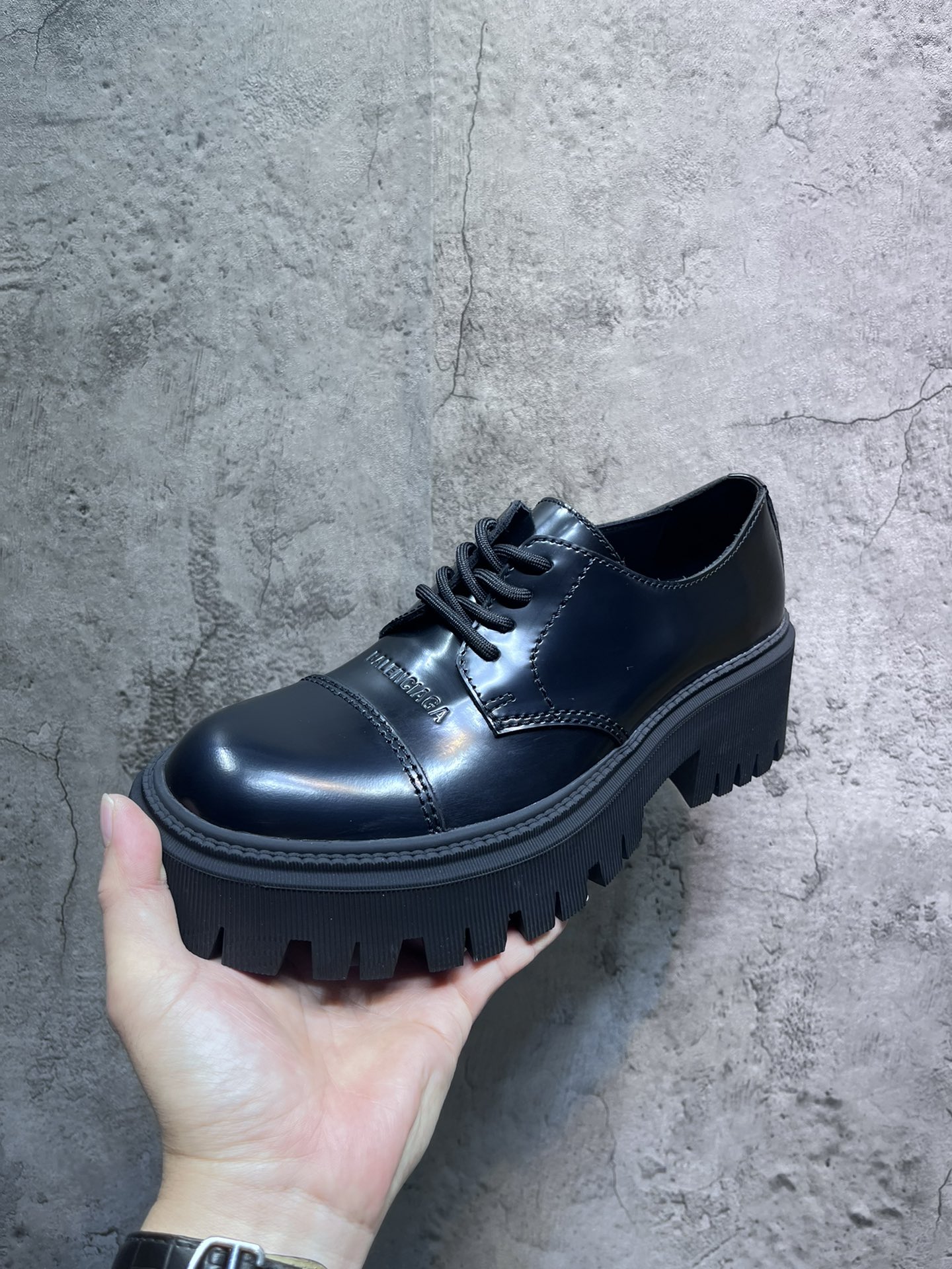 Balenciaga Leather Shoes Cow Leather M-l