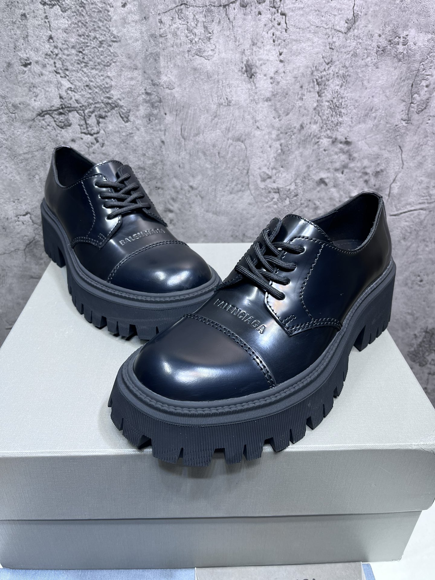 Balenciaga Leather Shoes Cow Leather M-l