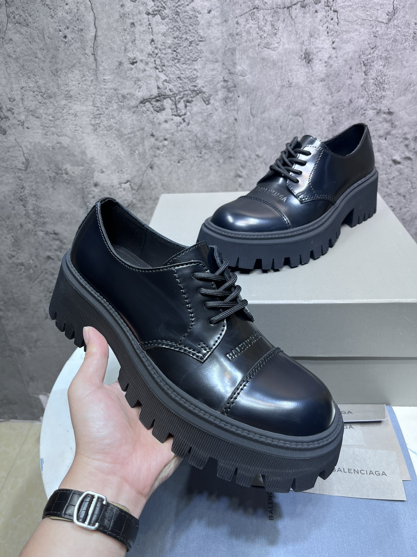 Balenciaga Leather Shoes Cow Leather M-l