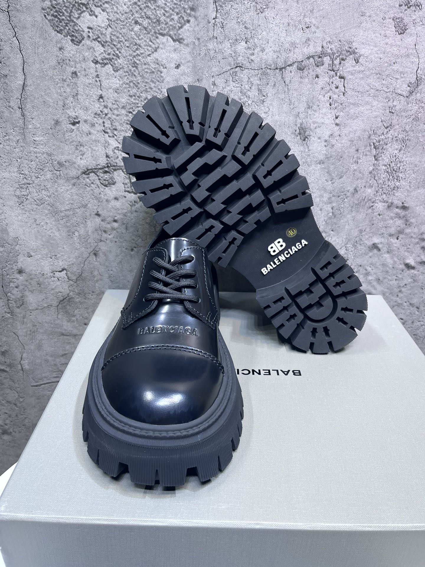 Balenciaga Leather Shoes Cow Leather M-l