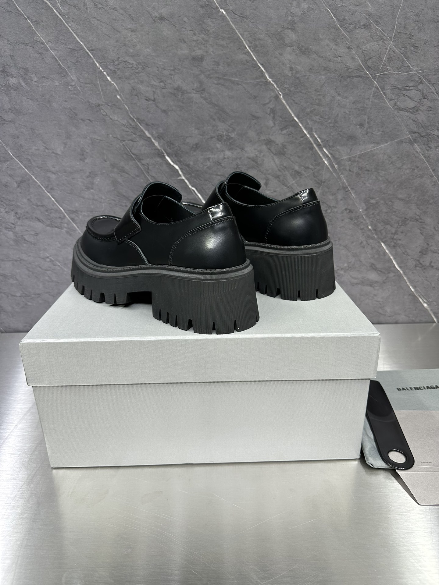 Balenciaga Loafers Cow Leather M-l