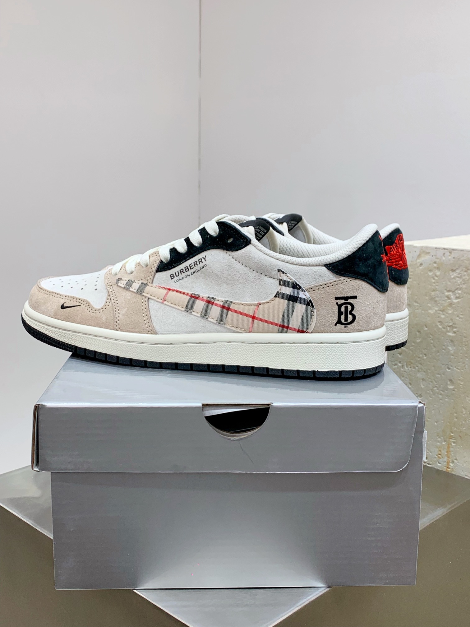 Burberry Jordan Nike Male Basic Shoes M-l