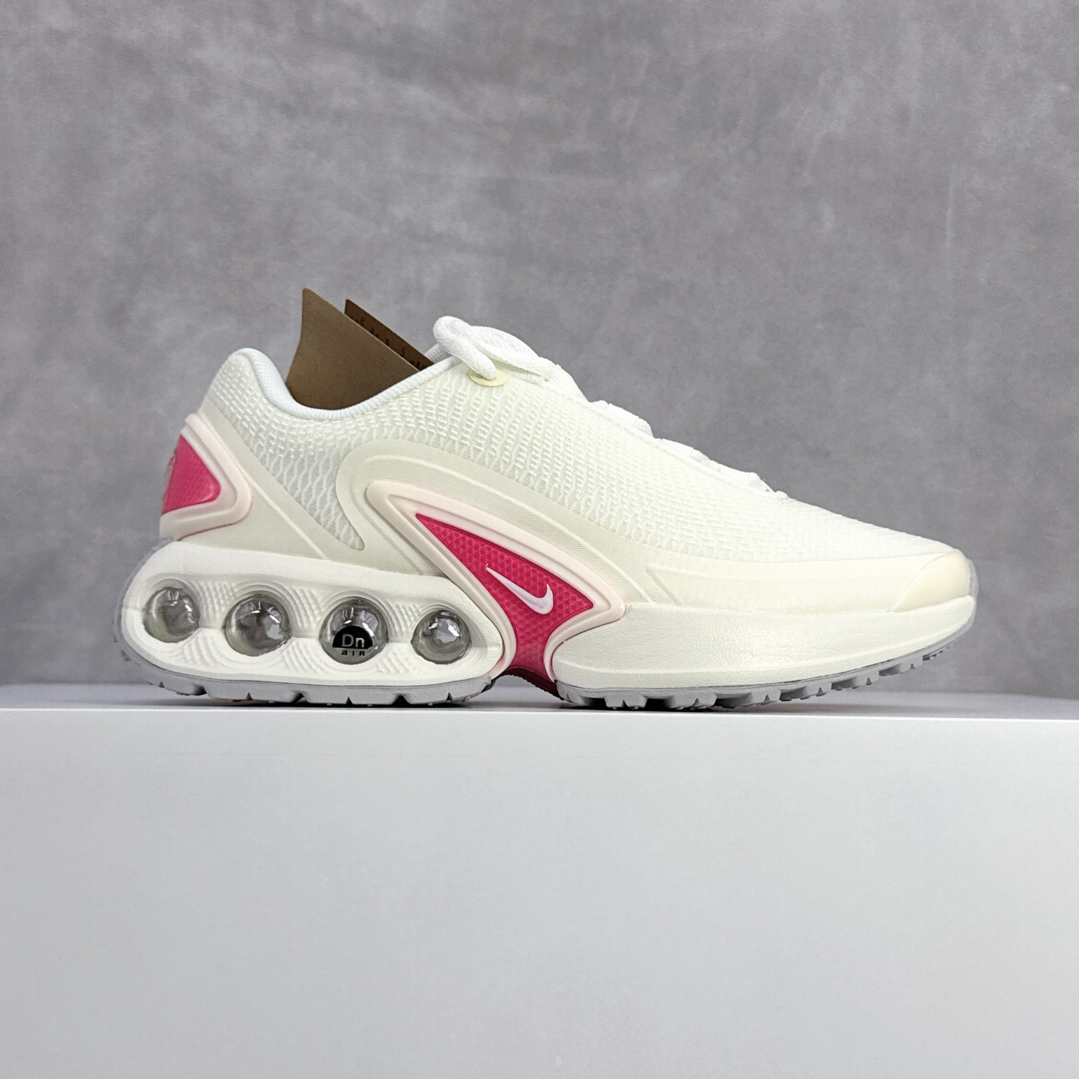 Female Sneakers Red M-l-s