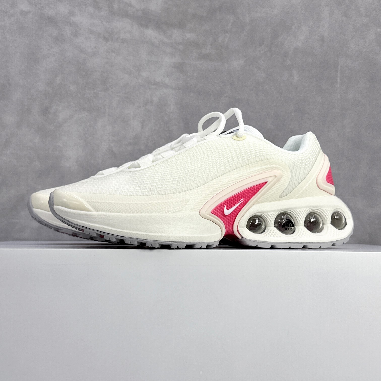 Female Sneakers Red M-l-s