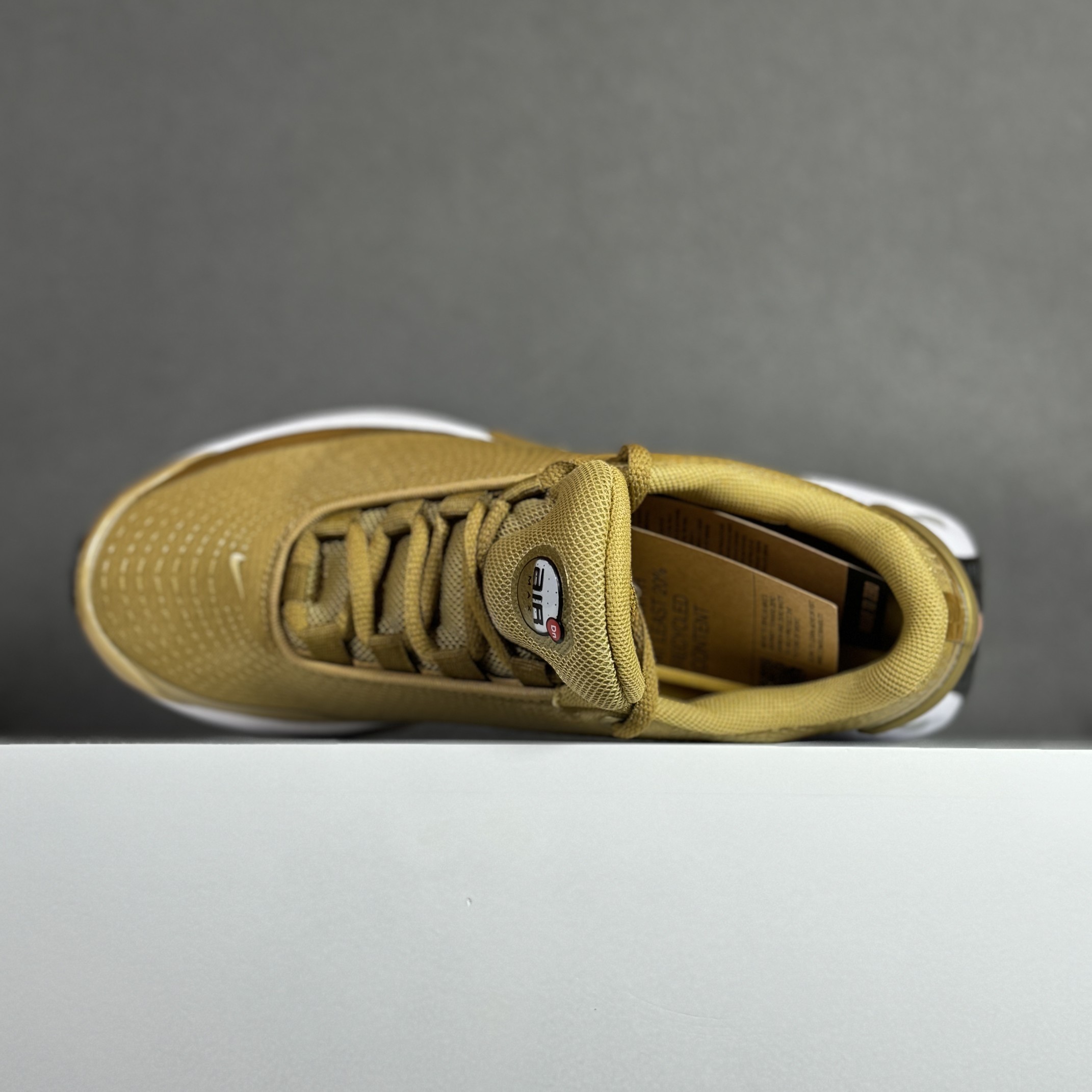 Sneakers Mesh Shock Absorbing M-l