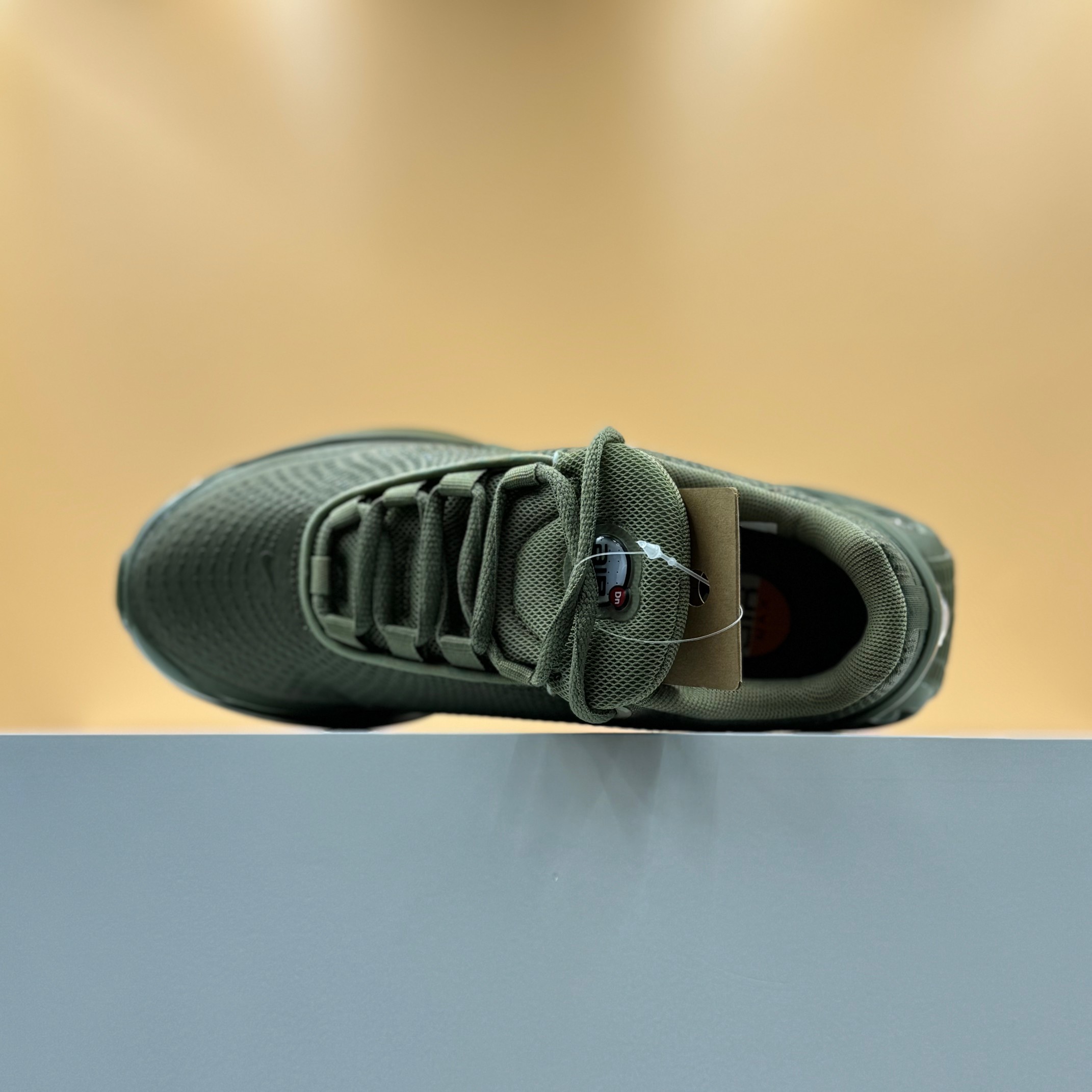 Sneakers Mesh Brown Shock Absorbing M-l