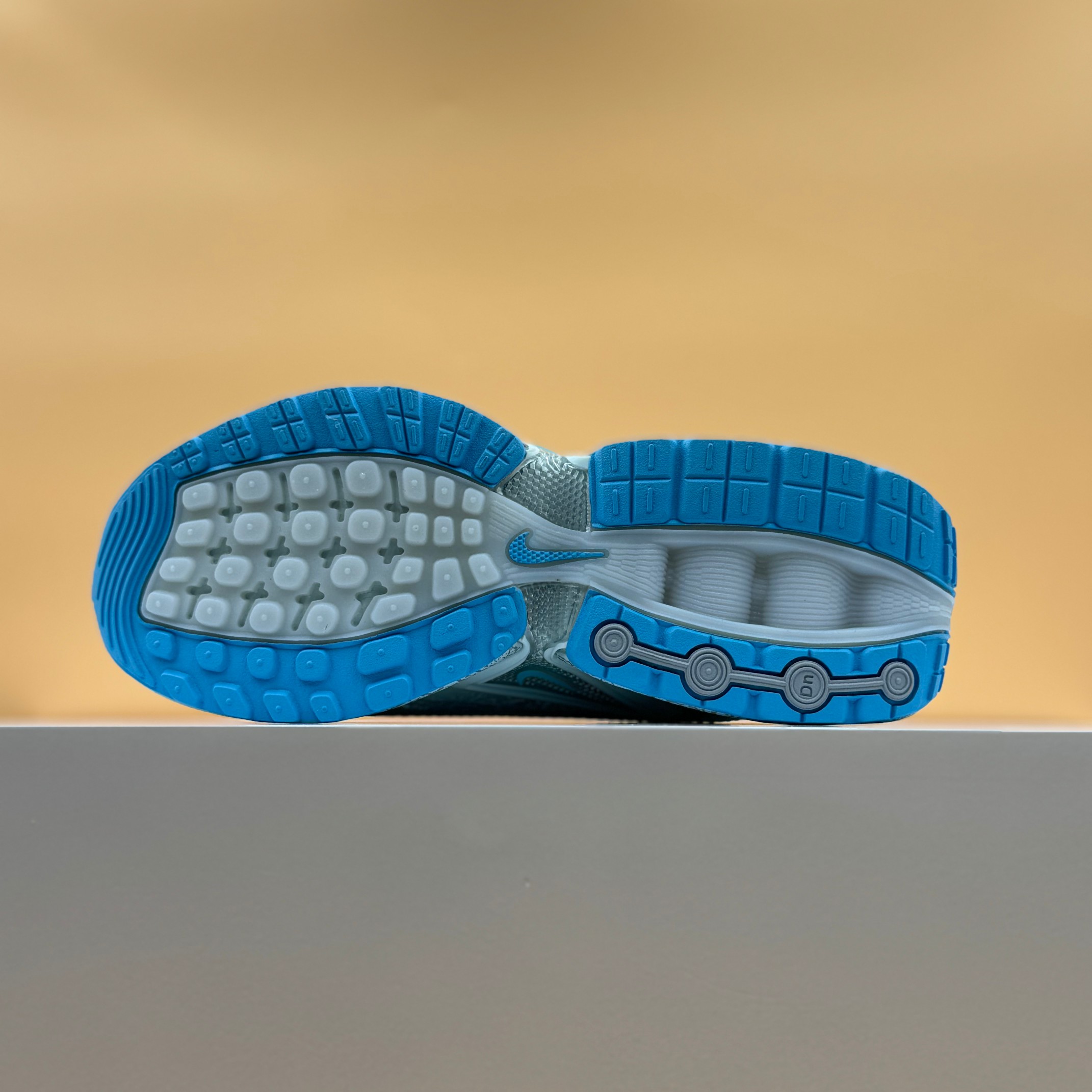 Nike Sneakers Mesh Shock Absorbing M-l