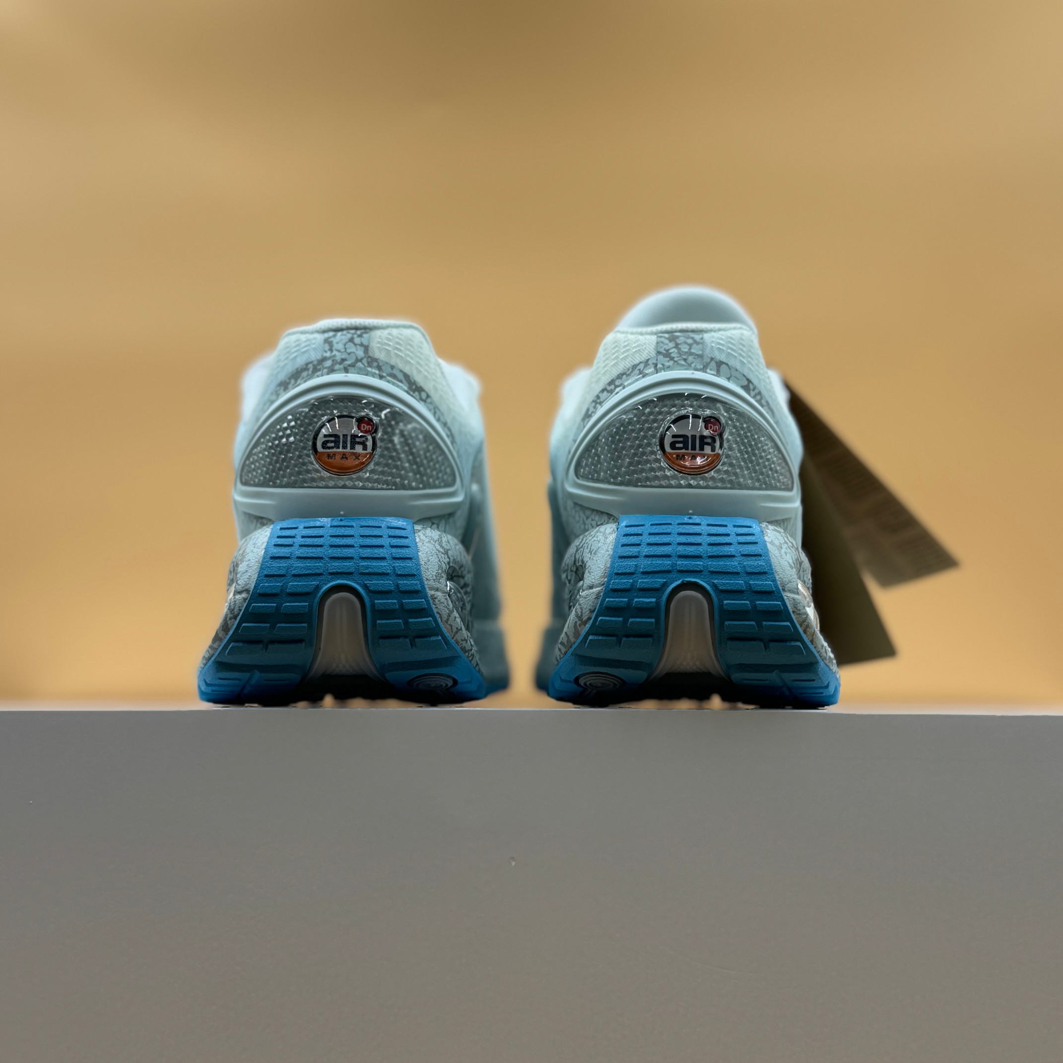 Nike Sneakers Mesh Shock Absorbing M-l