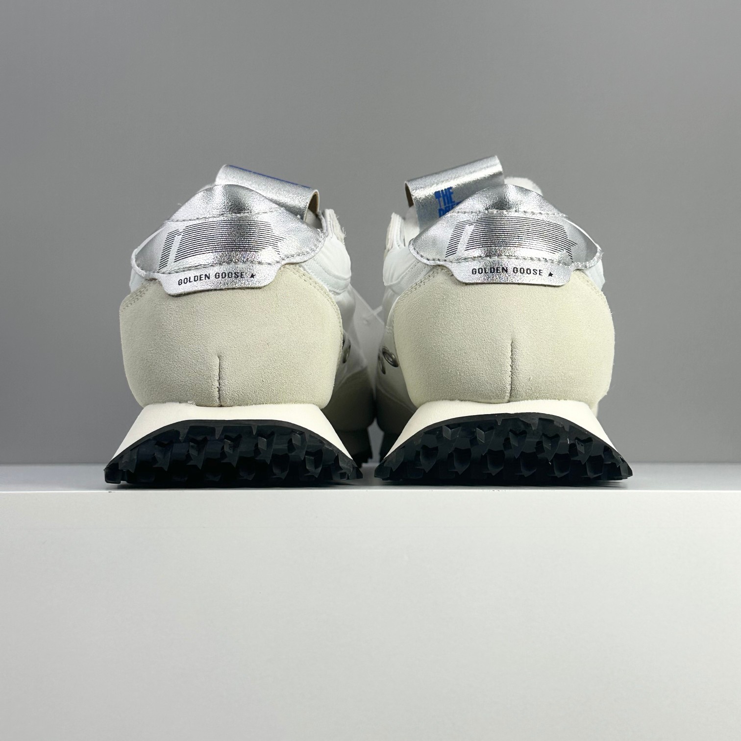 Golden Goose Female Sneakers M-l-s