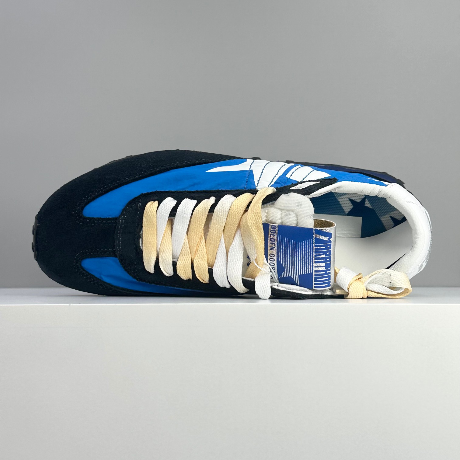 Golden Goose Female Sneakers M-l-s