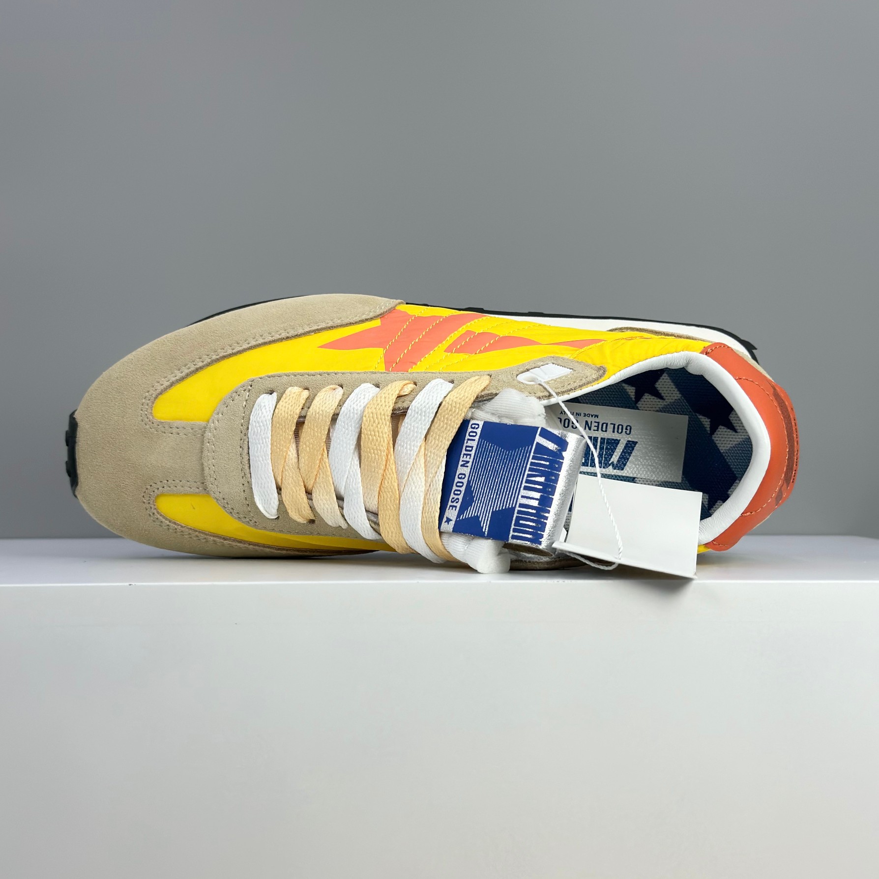 Golden Goose Female Sneakers M-l-s