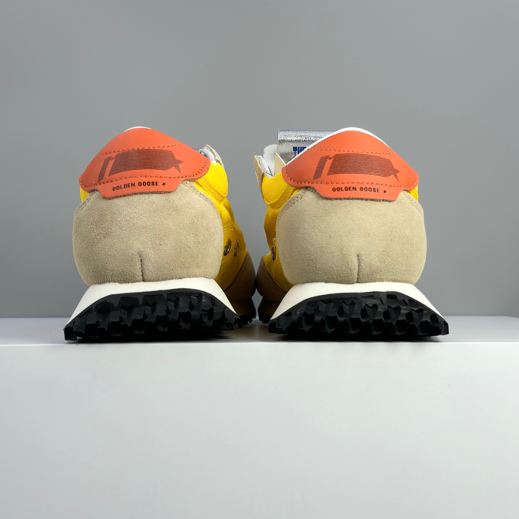 Golden Goose Female Sneakers M-l-s