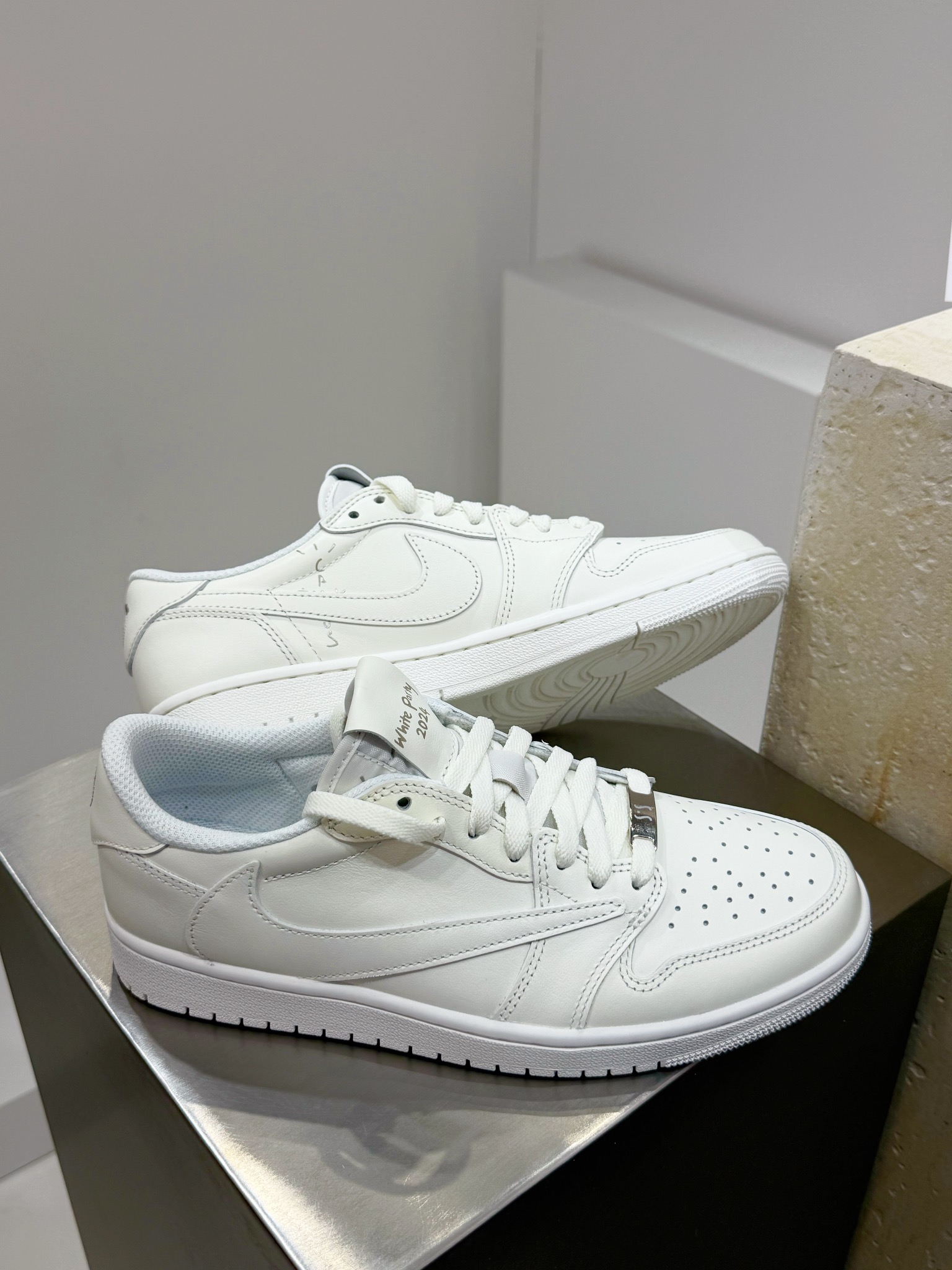 Jordan Nike Male Leather Shoes Cow Leather White M-l-s