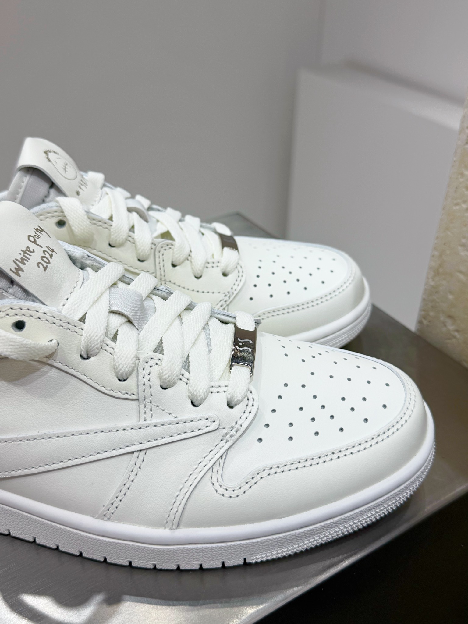 Jordan Nike Male Leather Shoes Cow Leather White M-l-s