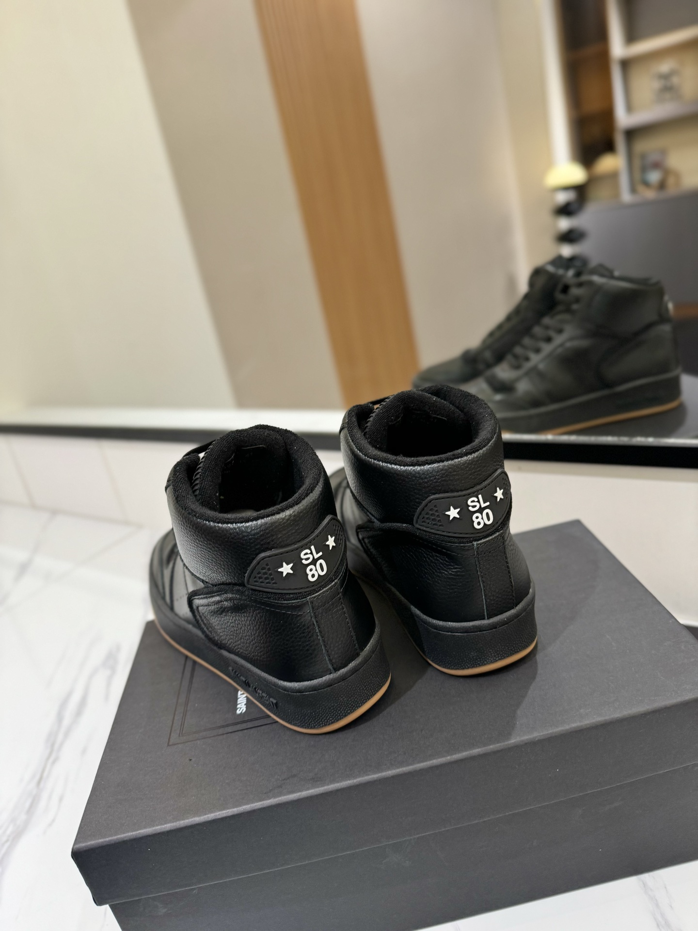 Saint Laurent Male Basic Shoes Lightweight L-s