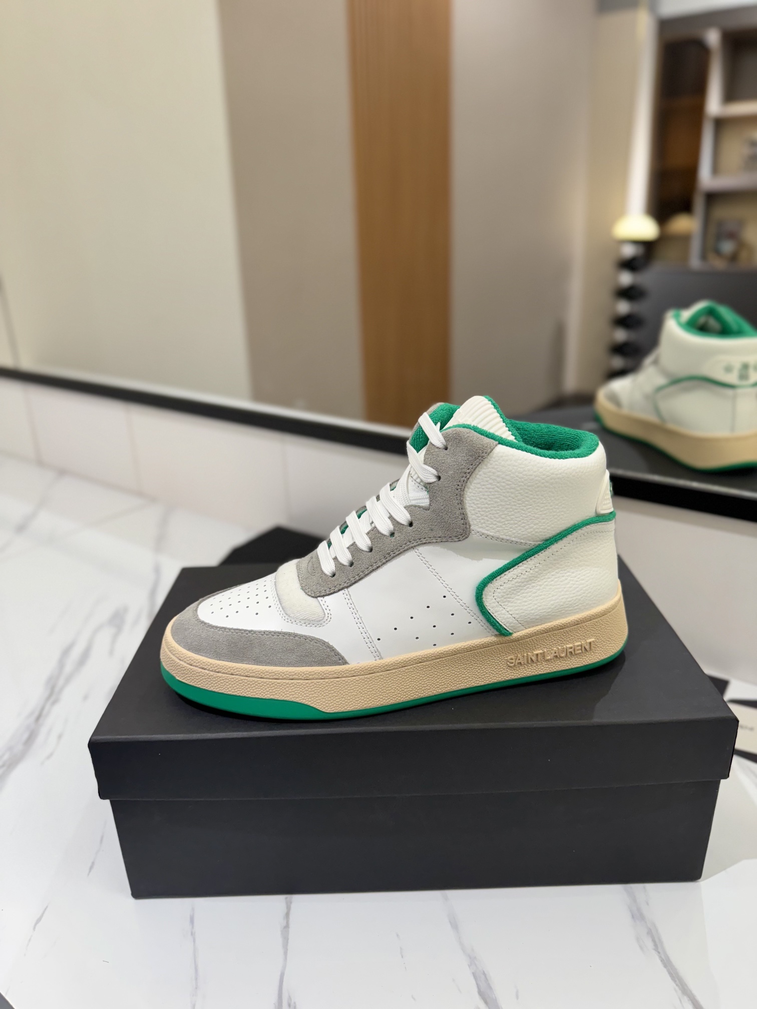 Saint Laurent Male Basic Shoes Lightweight L-s