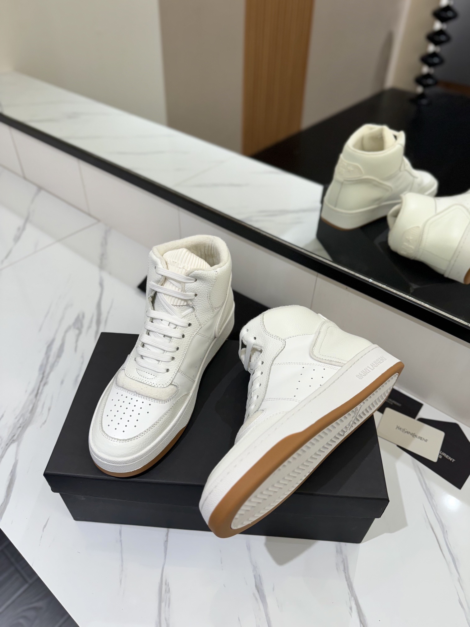 Saint Laurent Male Basic Shoes Lightweight L-s