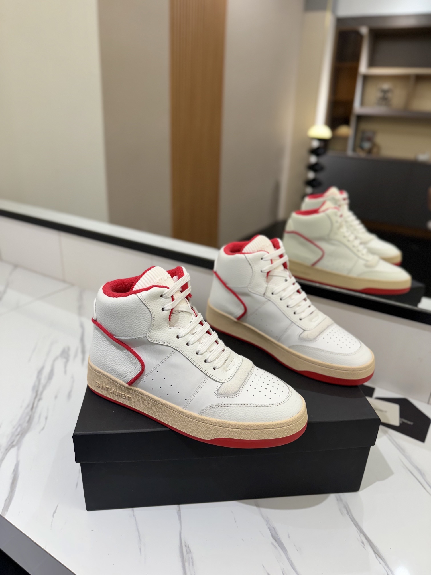 Saint Laurent Male Basic Shoes Lightweight L-s