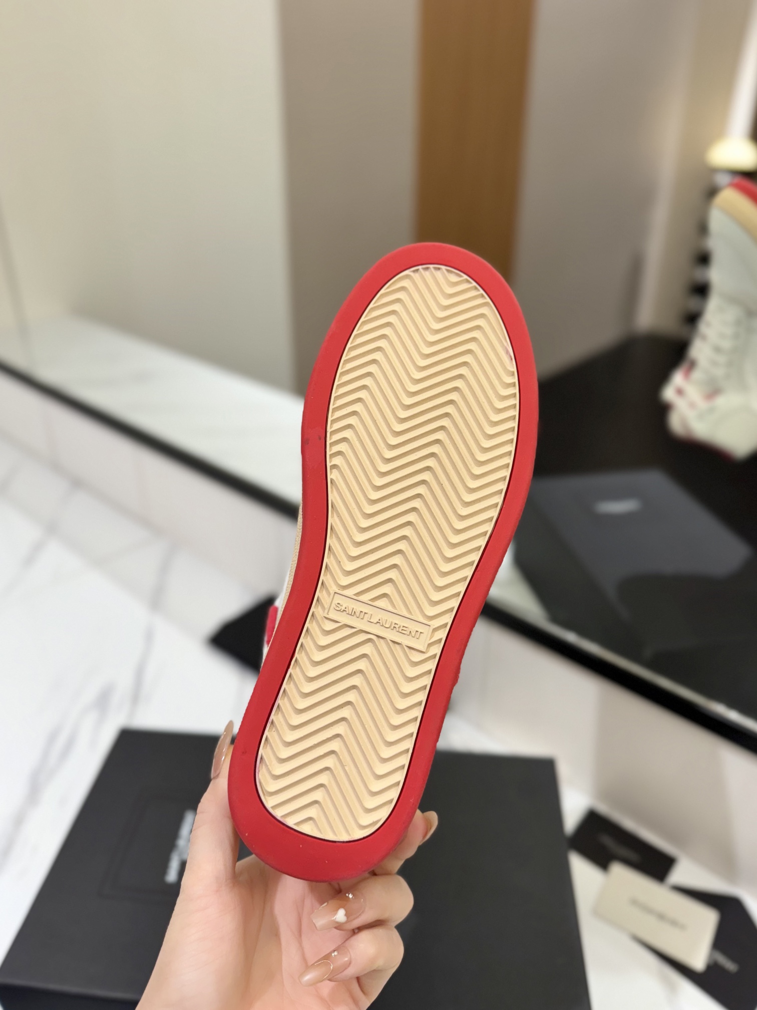 Saint Laurent Male Basic Shoes Lightweight L-s