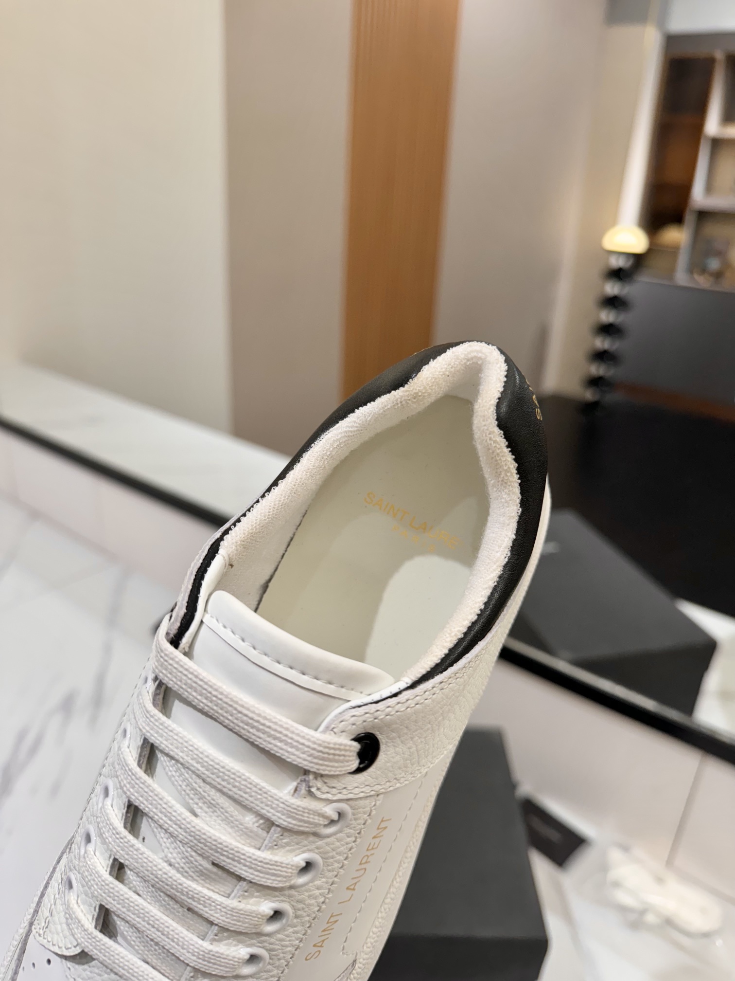 Saint Laurent Male Basic Shoes Lightweight L-s