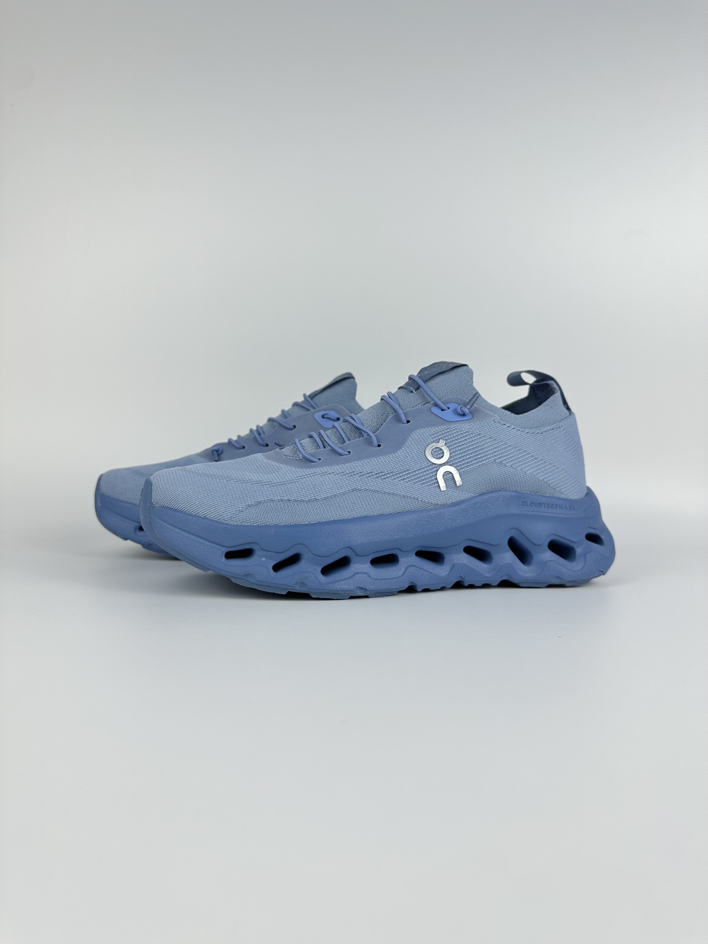 Loewe Running Shoes White L-s