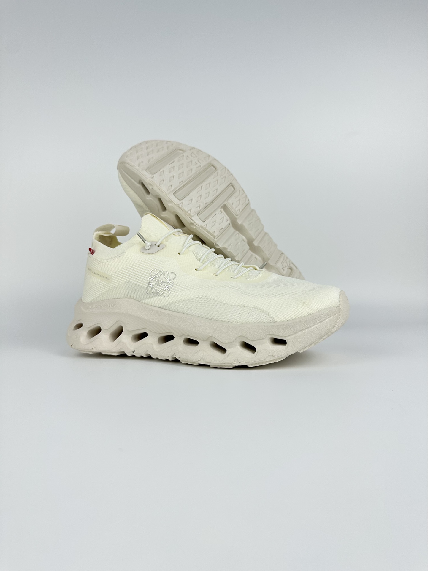 Loewe Running Shoes White L-s