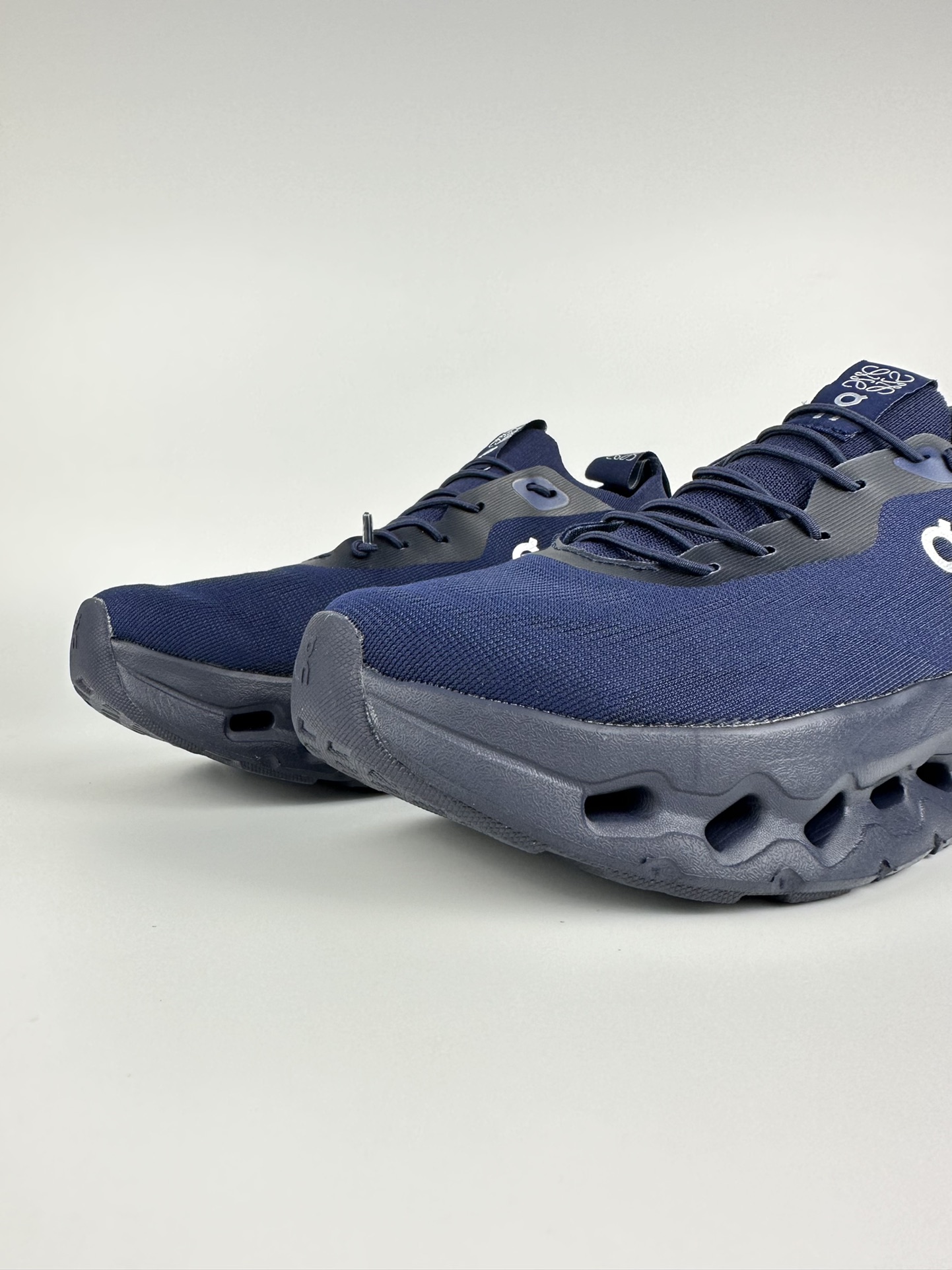 Loewe Running Shoes White L-s