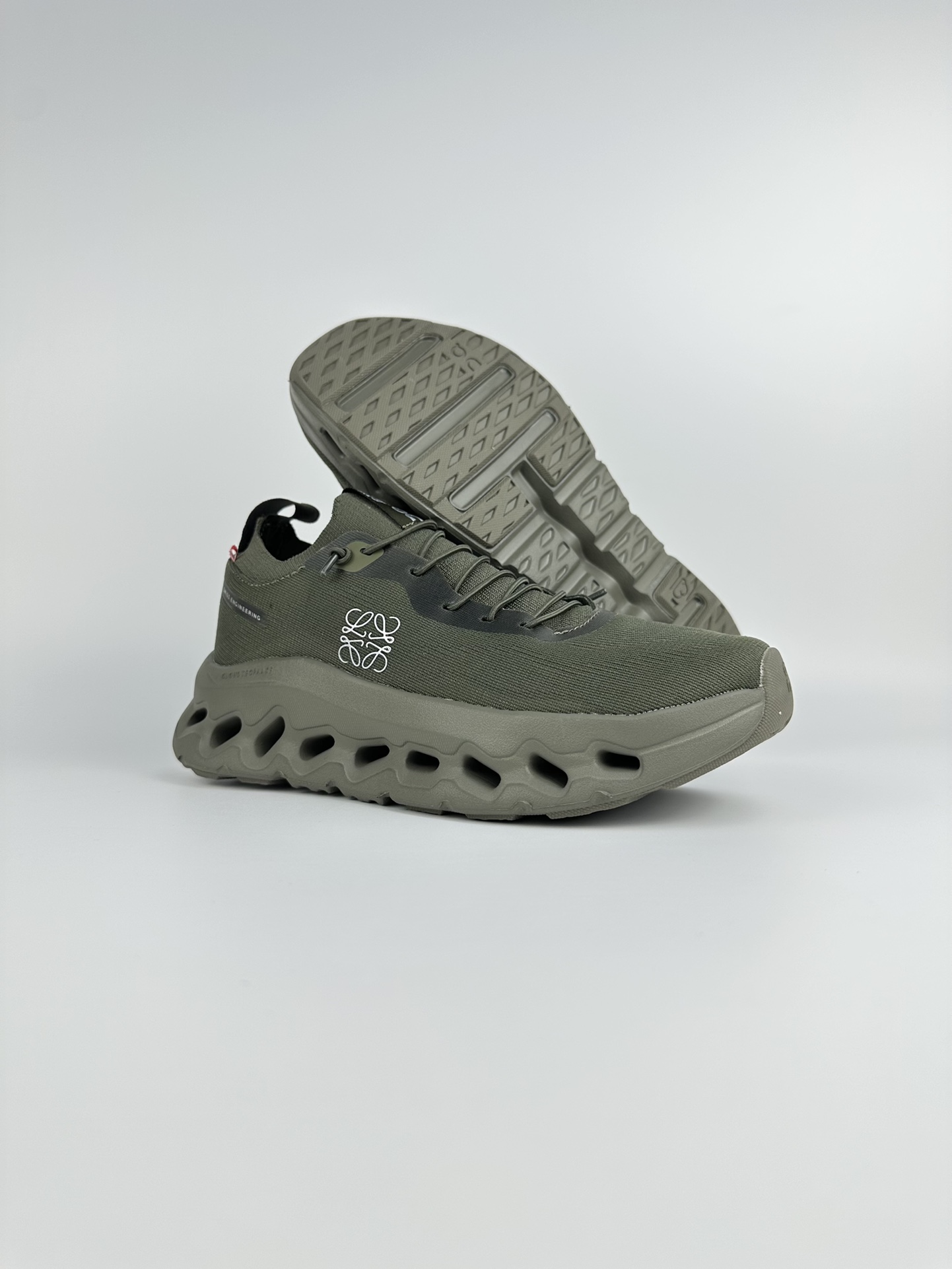 Loewe Running Shoes White L-s