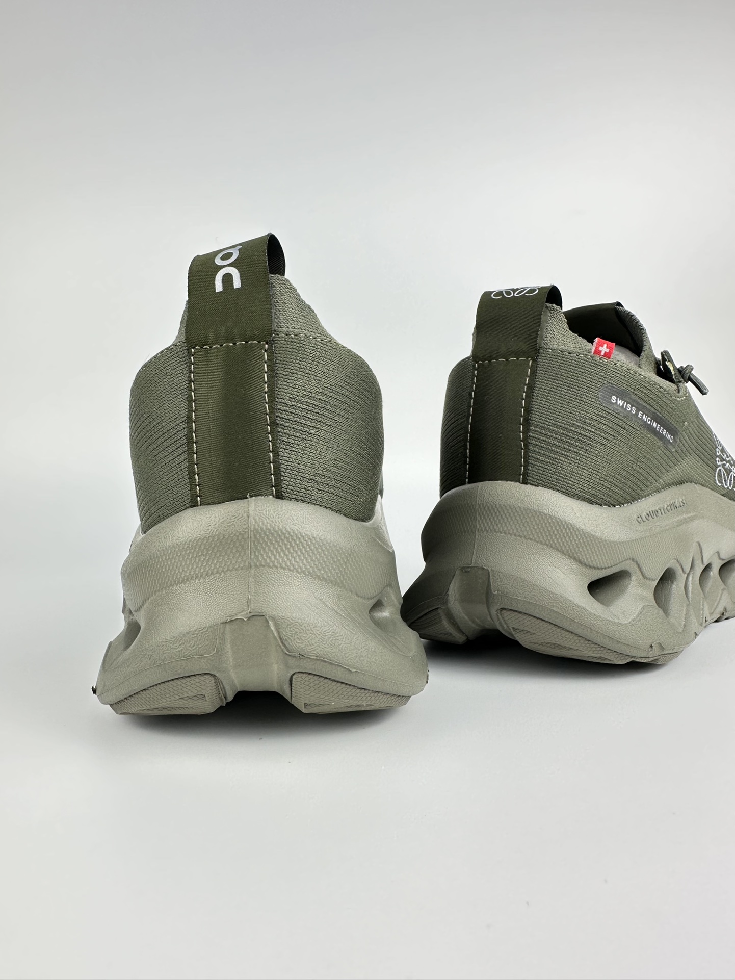 Loewe Running Shoes White L-s