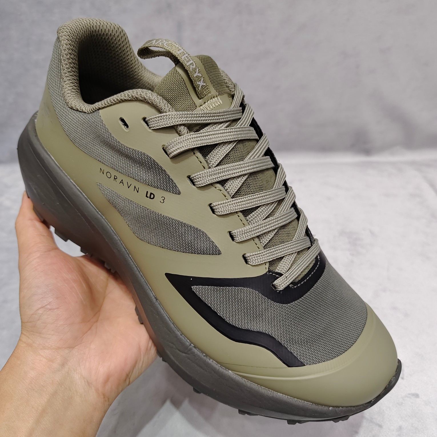 Arcteryx Running Shoes M-l