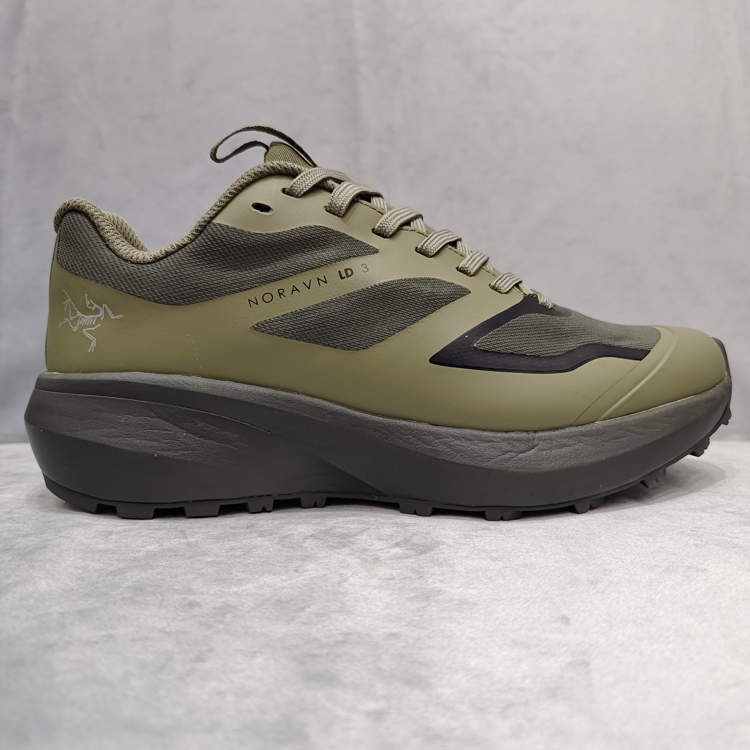 Arcteryx Running Shoes M-l