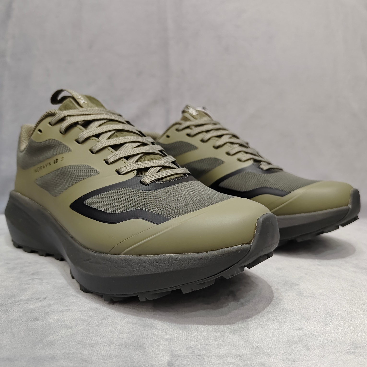 Arcteryx Running Shoes M-l