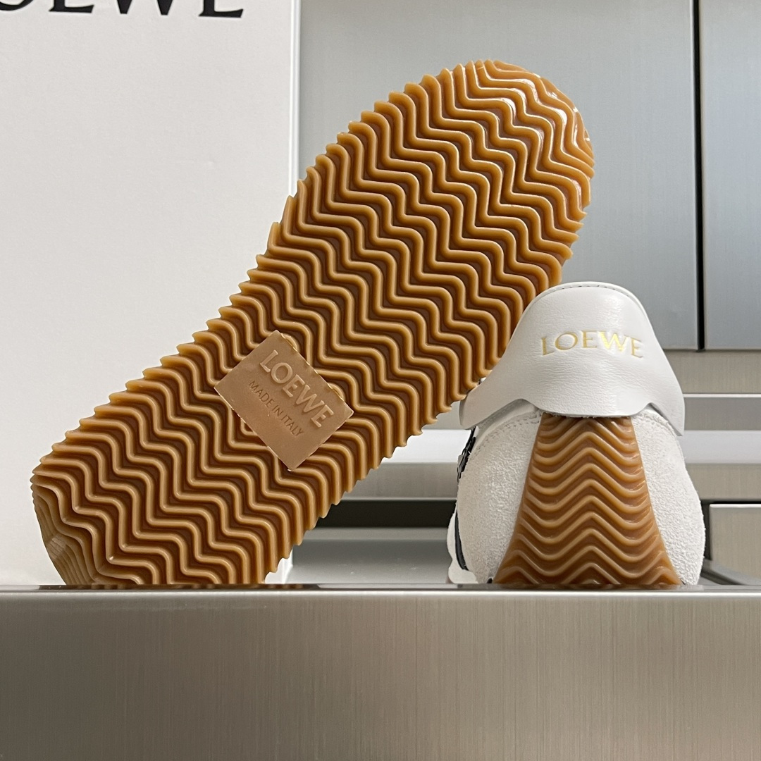 Loewe Male Sneakers M-l-s