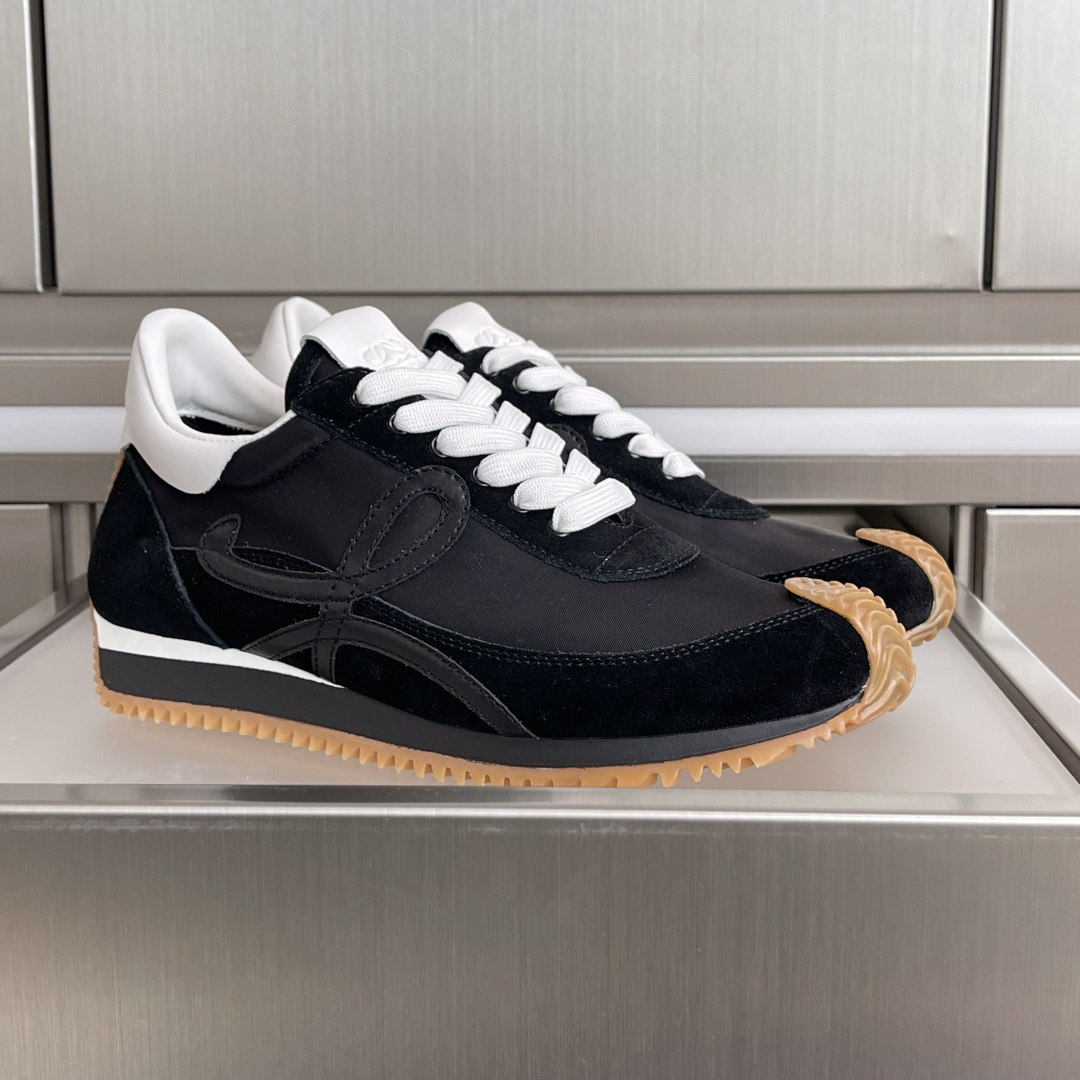 Loewe Male Sneakers M-l-s