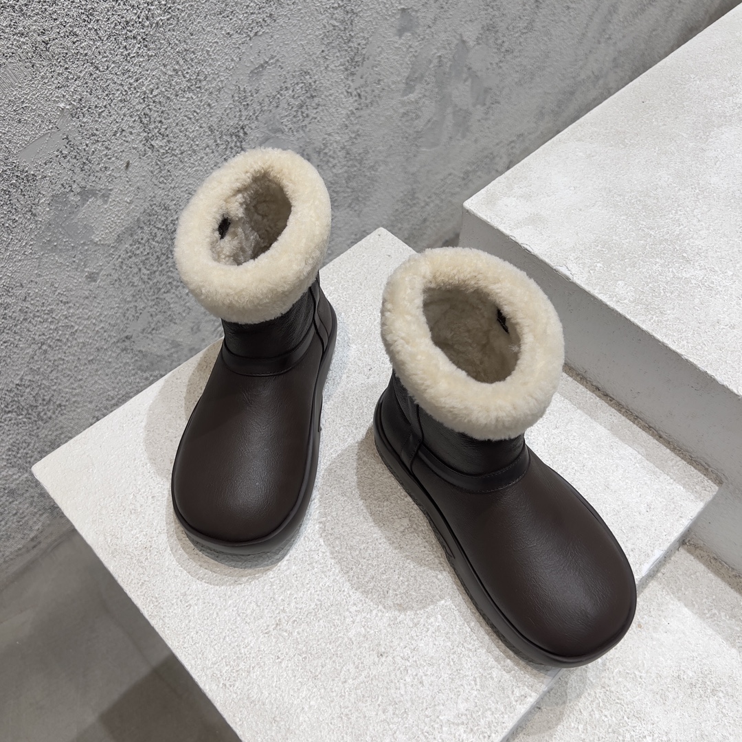 Bottega Veneta Female Boots Waterproof M-l-s